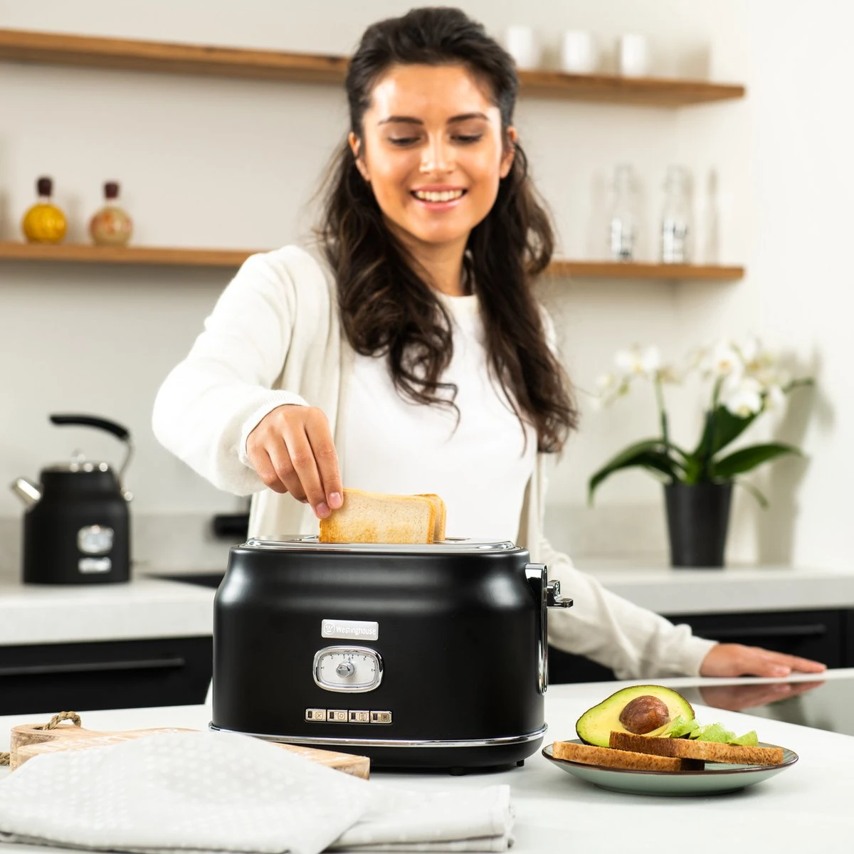Westinghouse Retro Waterkoker + Broodrooster 2 Sleuven + Blender - Zwart 12 Westinghouse Retro Waterkoker + Broodrooster 2 Sleuven + Blender - Zwart - Afbeelding 10