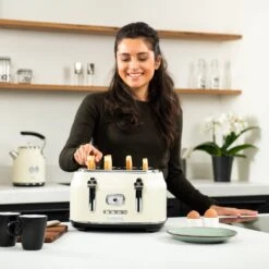 Westinghouse Retro Waterkoker + Broodrooster 4 Sleuven + Staafmixer - Wit -Thuiskeuken 1200x1200 193