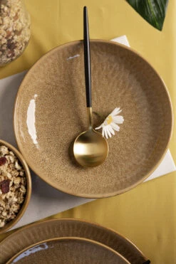 Jay Hill Serviesset Alderney - 4-delig - Bruin/Geel 15 Jay Hill Serviesset Alderney - 4-delig - Bruin/Geel -Thuiskeuken 2 COOK2273