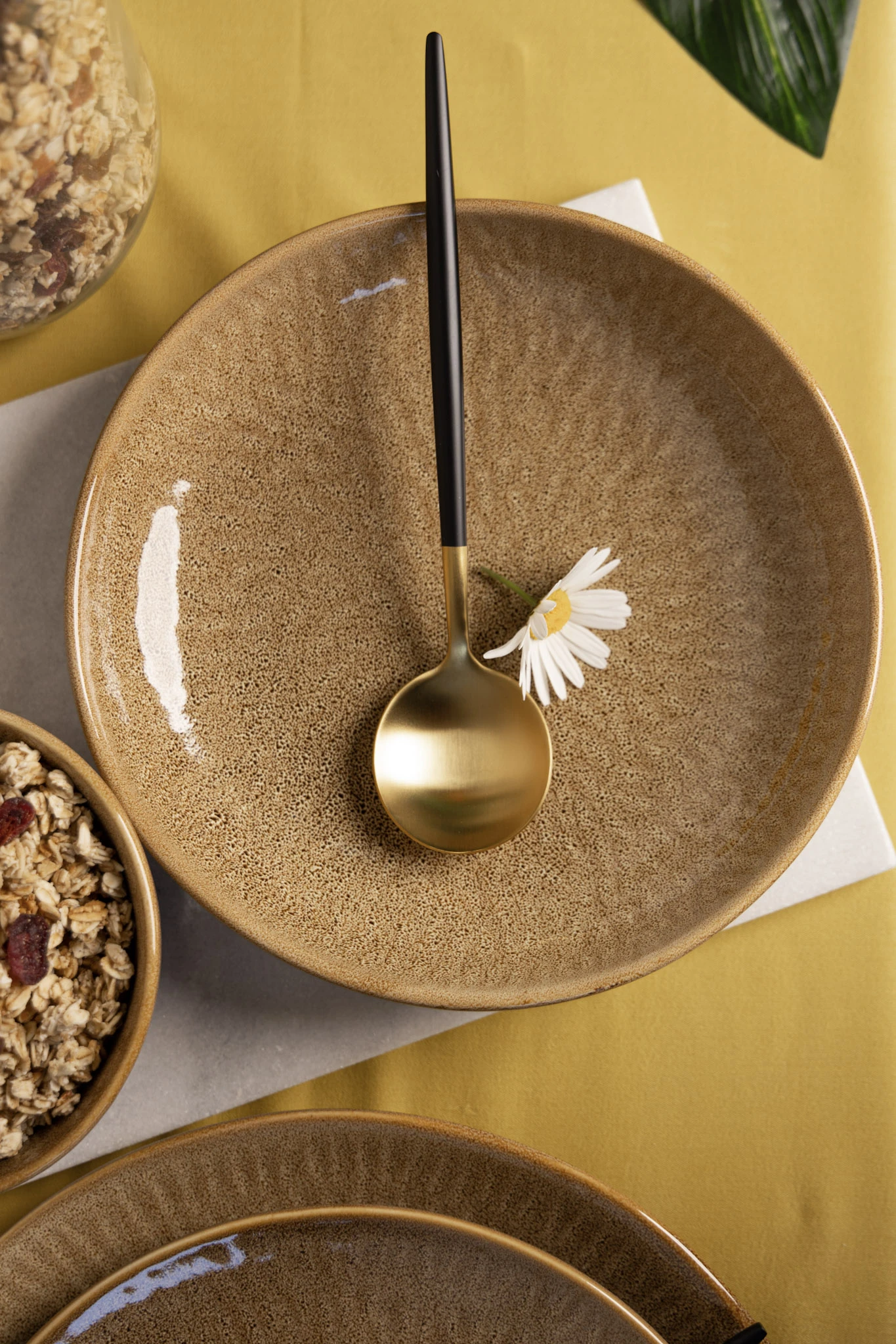 Jay Hill Serviesset Alderney - 16-delig / 4 Personen - Bruin/Geel 5 Jay Hill Serviesset Alderney - 16-delig / 4 Personen - Bruin/Geel - Afbeelding 3