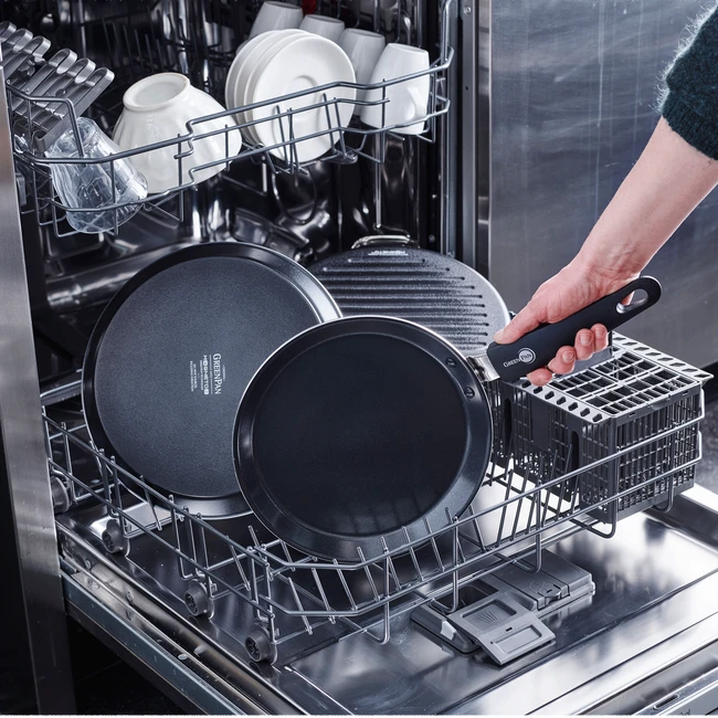 GreenPan Pannenkoekenpan Essentials - Zwart - ø 28 Cm - Keramische Anti-aanbaklaag 6 GreenPan Pannenkoekenpan Essentials - Zwart - ø 28 Cm - Keramische Anti-aanbaklaag - Afbeelding 4