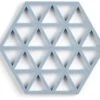 Zone Denmark Pannenonderzetter Triangles - Sky - 16 X 14 Cm 1 Zone Denmark Pannenonderzetter Triangles - Sky - 16 X 14 Cm -Thuiskeuken 331286 high