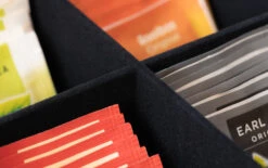 Sakura Tea Theedoos - Hout - 6-vaks - Met Fluweel - 43 X 9 Cm -Thuiskeuken 4 detail 6 en 9 5