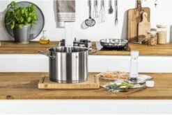 Zwilling Sous Vide Stick Enfinigy - Nauwkeurige Temperatuurinstelling - IPX7 Waterproof - Zwart 27 Zwilling Sous Vide Stick Enfinigy - Nauwkeurige Temperatuurinstelling - IPX7 Waterproof - Zwart -Thuiskeuken 4009839546716 12