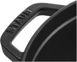 Staub Braadpan / Cocotte - Zwart - ø 26 Cm / 5.2 Liter 11 Staub Braadpan / Cocotte - Zwart - ø 26 Cm / 5.2 Liter -Thuiskeuken 40500 241 0 7 4