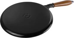 Staub Pannenkoekenpan - Zwart - ø 28 Cm - Geëmailleerde Anti-aanbaklaag 7 Staub Pannenkoekenpan - Zwart - ø 28 Cm - Geëmailleerde Anti-aanbaklaag -Thuiskeuken 40509 525 0 5