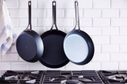 BK Koekenpan Black Steel - ø 28 Cm - Zonder Anti-aanbaklaag -Thuiskeuken 6d3e0c782099da9be5bd2c072fccc05e516f1b0d BK BlackSteel Frypans Lifestyle 1