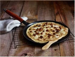 Staub Pannenkoekenpan - Zwart - ø 28 Cm - Geëmailleerde Anti-aanbaklaag 9 Staub Pannenkoekenpan - Zwart - ø 28 Cm - Geëmailleerde Anti-aanbaklaag -Thuiskeuken 750039974
