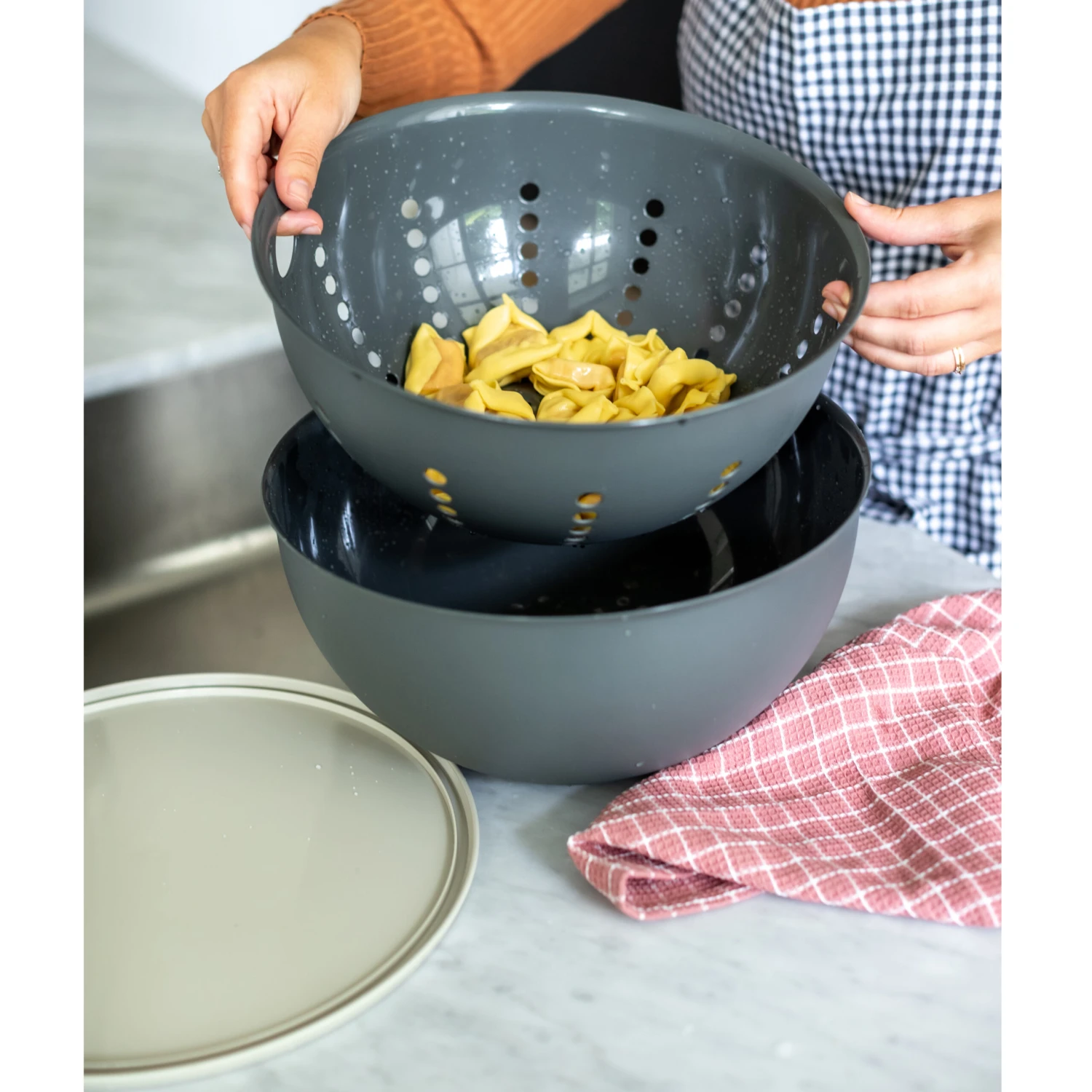 Koziol Vergiet Palsby Kunststof Grijs ø 29 Cm 4 Koziol Vergiet Palsby Kunststof Grijs ø 29 Cm - Afbeelding 2