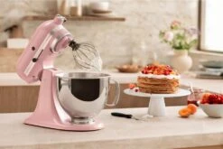 KitchenAid Keukenmachine Artisan - Kantelbare Kop - Dried Rose - 4.8 Liter - 5KSM175PSEDR 9 KitchenAid Keukenmachine Artisan - Kantelbare Kop - Dried Rose - 4.8 Liter - 5KSM175PSEDR -Thuiskeuken 8597115801005B15D 3 1