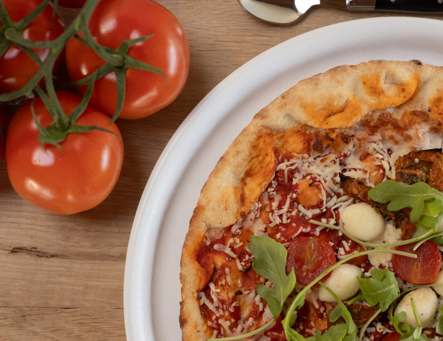 Jay Hill Pizzaborden Speckle White - ø 32 Cm - 4 Stuks 5 Jay Hill Pizzaborden Speckle White - ø 32 Cm - 4 Stuks - Afbeelding 3