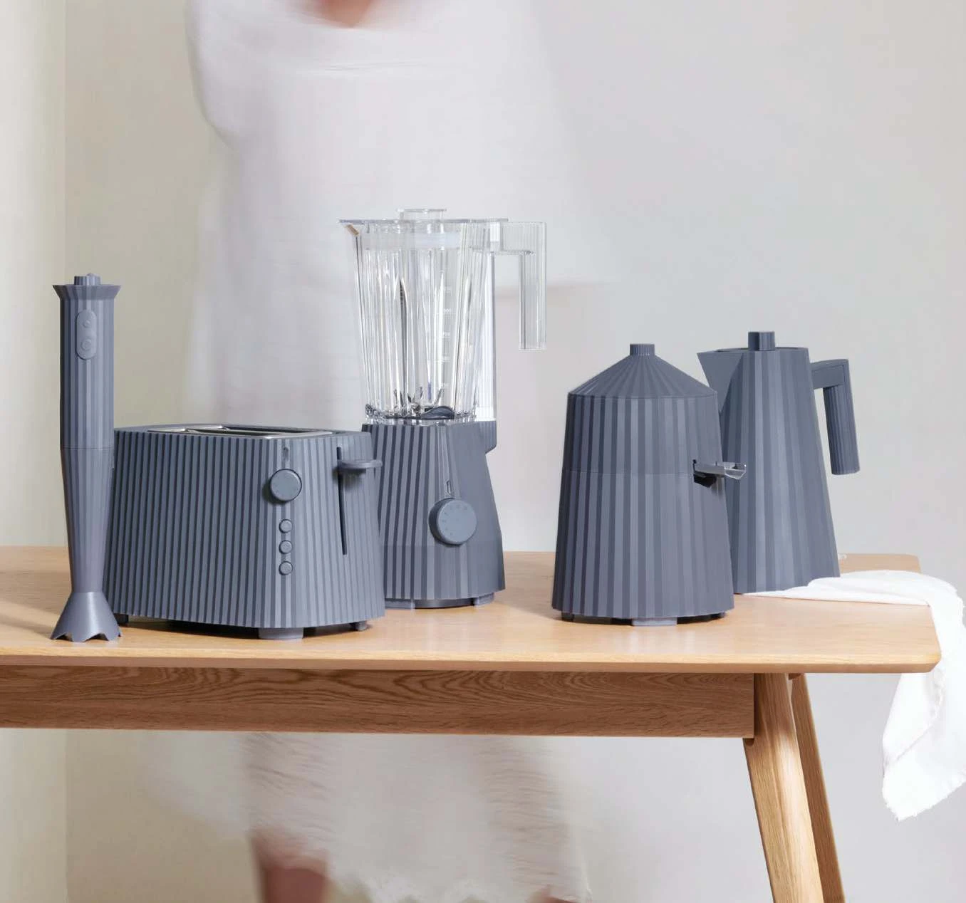 Alessi Staafmixer Plissé - 2 Standen - Grijs - Michele De Lucchi - MDL10 G 6 Alessi Staafmixer Plissé - 2 Standen - Grijs - Michele De Lucchi - MDL10 G - Afbeelding 4