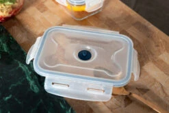 Sareva Vacuum Ovenschalen / Vershoudbakjes - Hittebestendig Glas - 4 Delige Set / 485 + 970 + 1.7 Ltr 10 Sareva Vacuum Ovenschalen / Vershoudbakjes - Hittebestendig Glas - 4 Delige Set / 485 + 970 + 1.7 Ltr -Thuiskeuken Crumble in ovenschaal en vershoudbakjes 5