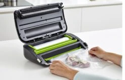 FoodSaver Vacumeermachine Urban Premium Plus - Zilver - FFS016/X -Thuiskeuken FFS016X Lifestyle 7 5d36e197047d19.41099854