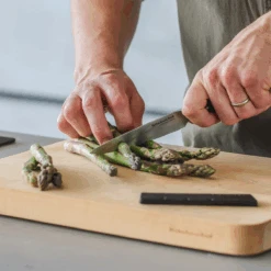 KitchenAid Officemes Gourmet 12 Cm + Gratis Mesbeschermer 8 KitchenAid Officemes Gourmet 12 Cm + Gratis Mesbeschermer -Thuiskeuken KitchenAid Officemes Gourmet 12 cm gratis mesbeschermer 3