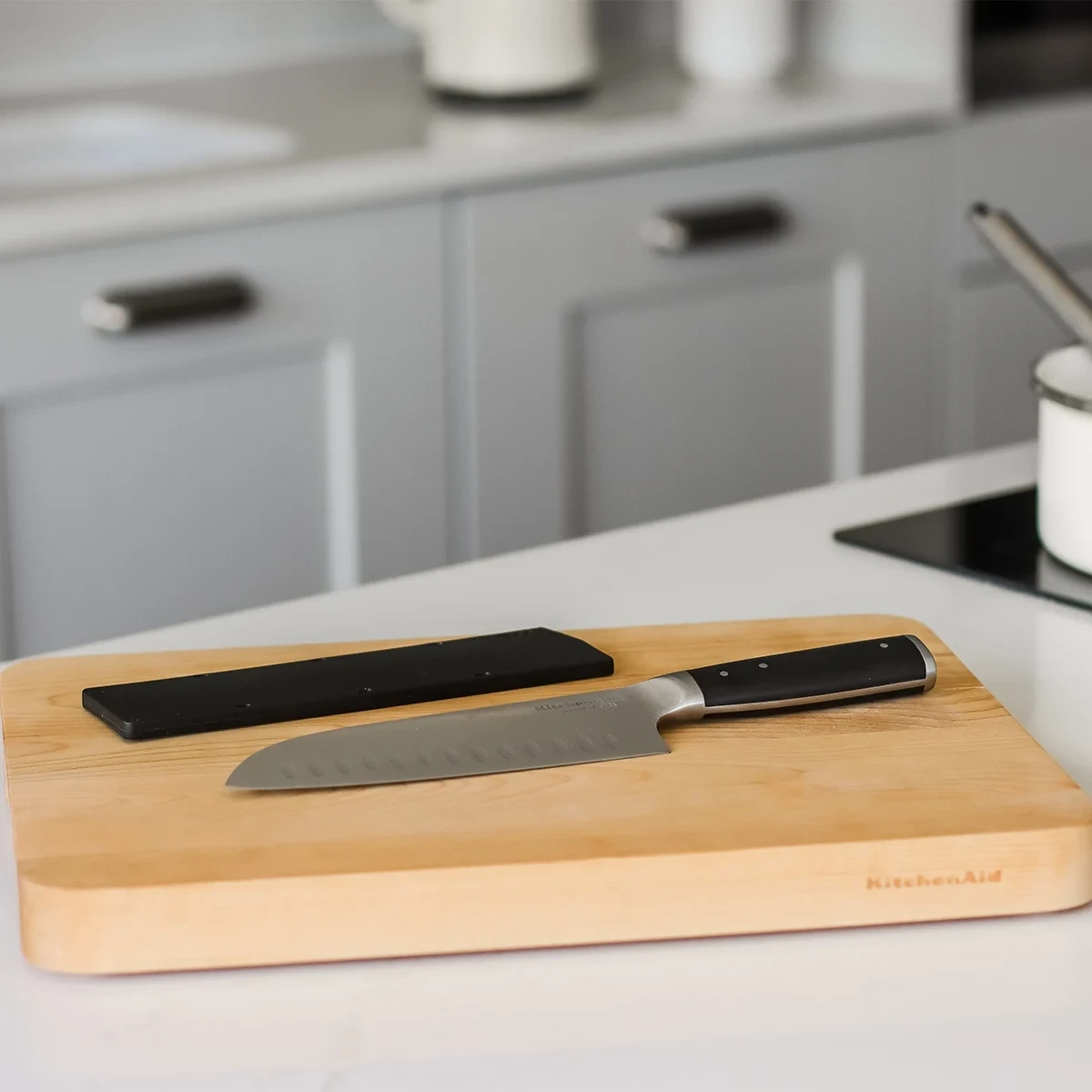 KitchenAid Santokumes Gourmet 18 Cm + Gratis Mesbeschermer 5 KitchenAid Santokumes Gourmet 18 Cm + Gratis Mesbeschermer - Afbeelding 3