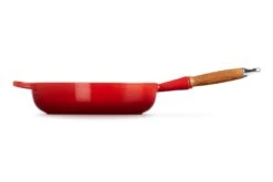 Le Creuset Hapjespan Signature - Kersenrood - ø 28 Cm / 3.6 Liter- Geëmailleerde Anti-aanbaklaag -Thuiskeuken LC 20210721 HL PS FS 20259280600422 003
