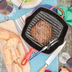 Le Creuset Grillpan Signature - Kersenrood - 26 X 26 Cm - Geëmailleerde Anti-aanbaklaag -Thuiskeuken Le Creuset Cerise 4 750px
