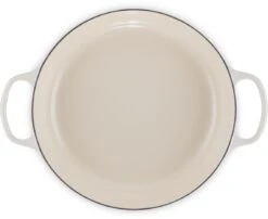 Le Creuset Braadpan Signature - Campagnard - Meringue - ø 30 Cm / 3.5 Liter 12 Le Creuset Braadpan Signature - Campagnard - Meringue - ø 30 Cm / 3.5 Liter -Thuiskeuken Le Creuset LC 20220726 HL PS FS 21180307164430 005