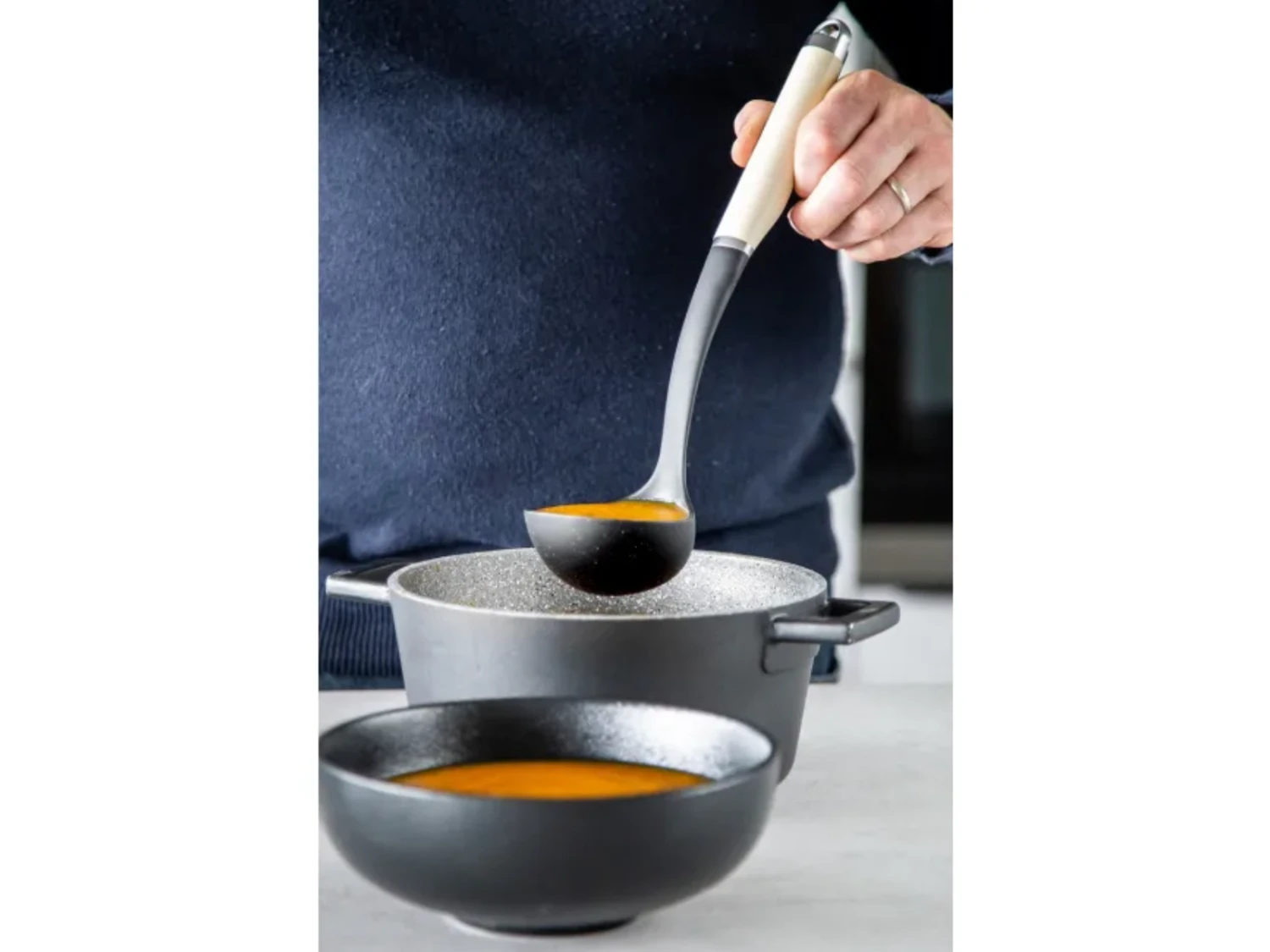 KitchenAid Soeplepel Core - Amandelwit 5 KitchenAid Soeplepel Core - Amandelwit - Afbeelding 3