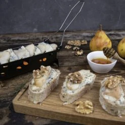 Boska Raclette ToGo Milano 16 Boska Raclette ToGo Milano -Thuiskeuken Recept partyclette blauwe kaas peer walnoot 3