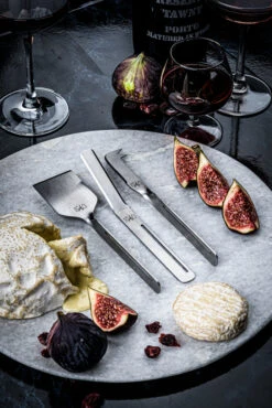 Laguiole Style De Vie Kaasmes En Botermes Zilver - 6 Stuks 10 Laguiole Style De Vie Kaasmes En Botermes Zilver - 6 Stuks -Thuiskeuken SDVCheese6Steel 1