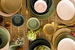 Jay Hill Serviesset Alderney - 4-delig - Bruin/Geel 16 Jay Hill Serviesset Alderney - 4-delig - Bruin/Geel -Thuiskeuken Set 2 Sfeer Eilanden Klein 6 9