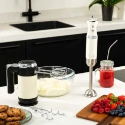 Westinghouse Staafmixer Retro Collections - 600 W - Vanilla White - WKHBS270WH 15 Westinghouse Staafmixer Retro Collections - 600 W - Vanilla White - WKHBS270WH -Thuiskeuken WKHBS270WH Retro Hand Blender 5