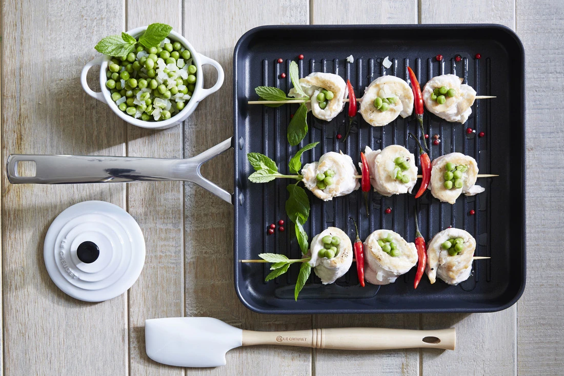 Le Creuset Grillpan Les Forgées TNS - 28 X 28 Cm - Standaard Anti-aanbaklaag 4 Le Creuset Grillpan Les Forgées TNS - 28 X 28 Cm - Standaard Anti-aanbaklaag - Afbeelding 2