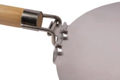 Fernus & Friends Pizza Oven - Voor Fornuis - Pure Polished Aluminium - Voor ø 26 Cm Pizza's 19 Fernus & Friends Pizza Oven - Voor Fornuis - Pure Polished Aluminium - Voor ø 26 Cm Pizza's -Thuiskeuken pizza schep detail 2