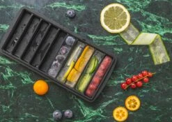 Sareva IJsblokjesvorm - 10 Ijsstaafjes - Siliconen - Easy Release - Herbruikbaar 11 Sareva IJsblokjesvorm - 10 Ijsstaafjes - Siliconen - Easy Release - Herbruikbaar -Thuiskeuken product 9 7