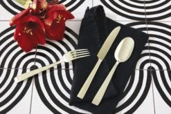 Sambonet Bestekset Flat - Champagne - 24 Delig / 6 Personen 11 Sambonet Bestekset Flat - Champagne - 24 Delig / 6 Personen -Thuiskeuken sambonet bestekset flat champagne sfeer2