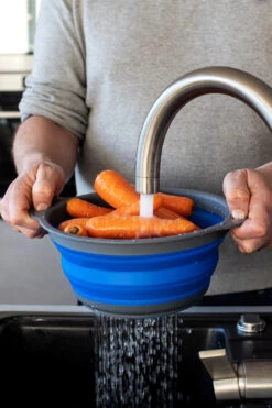 Colourworks Vergiet Blauw - ø 24 Cm 9 Colourworks Vergiet Blauw - ø 24 Cm -Thuiskeuken vp7ngzwqwk1nvwberakb 12941